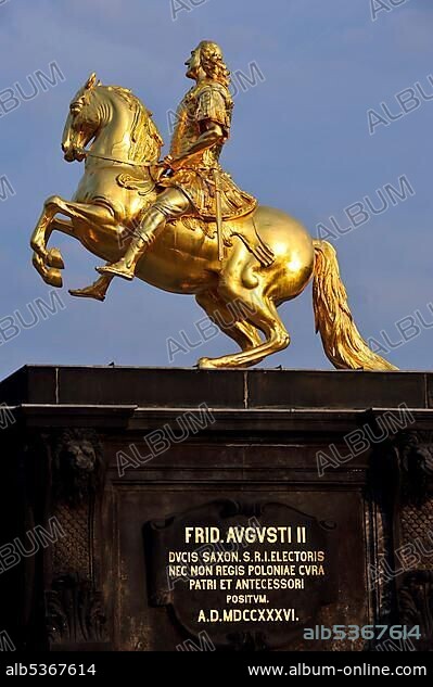 Goldener Reiter, equestrian statue of Augustus II of Saxony, Augustus the Strong, Dresden, Saxony, Germany, Europe.