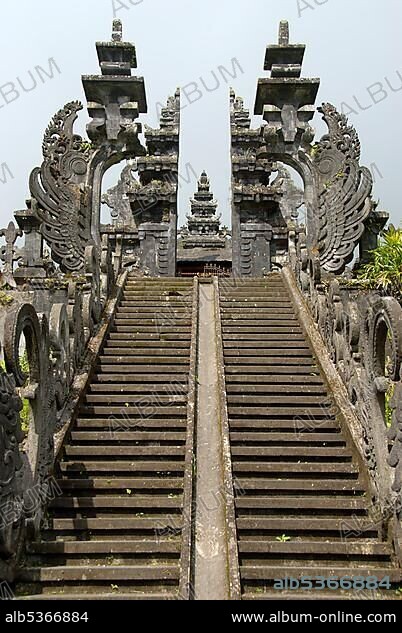Balinese Hinduism, sanctuary, long stairs, split gate, Candi bentar, mother temple, Pura Besakih temple, Bali, Indonesia, Southeast Asia, Asia.