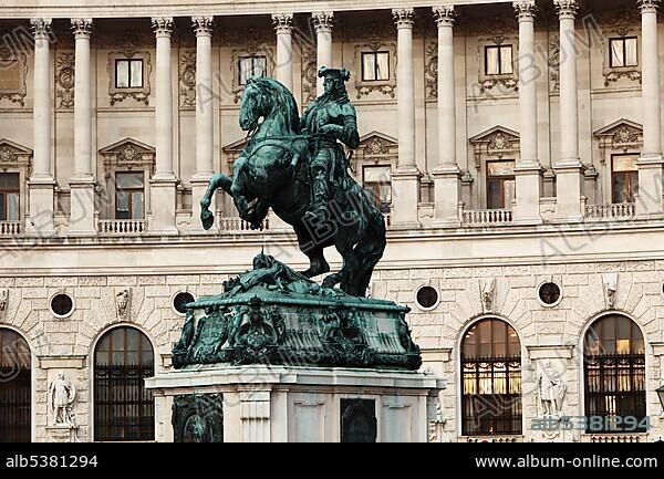 Prince Eugen equestrian statue, Hofburg Imperial Palace, Heldenplatz Heroes' Square, Vienna, Austria, Europe.