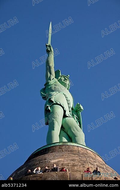 Hermannsdenkmal monument, commemorating Arminius, chieftain of the Germanic Cherusci, near Detmold in the southern Teutoburg Forest, North Rhine-Westphalia, Germany, Europe.