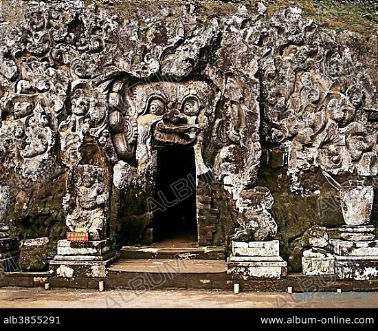Goa Gajah elephant cave, entrance, cave temple near Ubud, Bali, Indonesia, Asia.