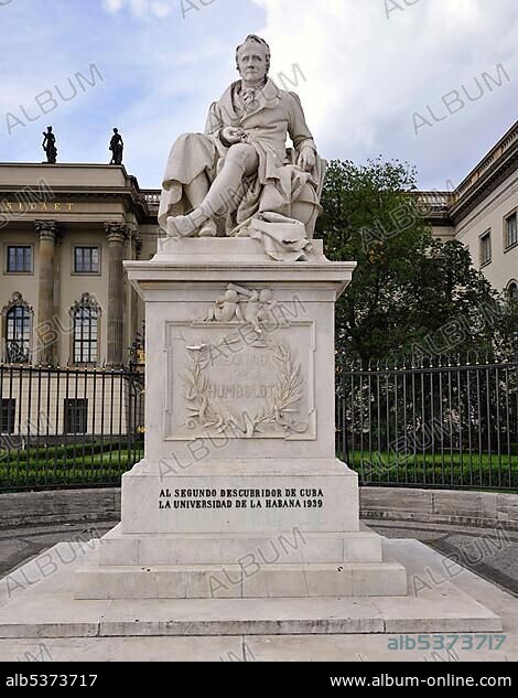 Statue of Alexander von Humboldt, Humboldt Universitaet university, Unter den Linden, Dorotheenstadt, Mitte district, Berlin, Germany, Europe.