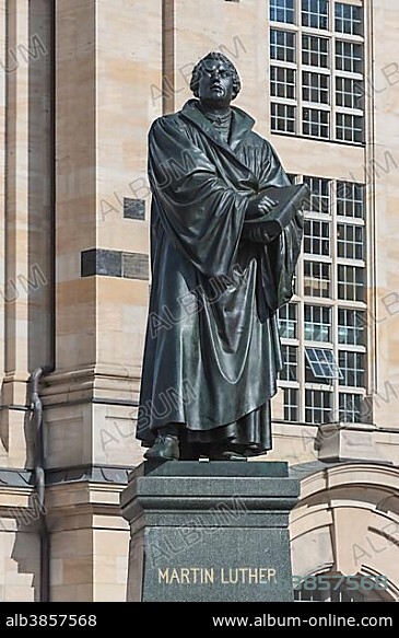Martin Luther Memorial at the Frauenkirche, or Church of Our Lady, historic centre, Dresden, Saxony, Germany, Europe.