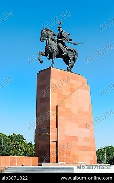 Manas Statue on Ala-Too square, Bishkek, Kyrgyzstan, Asia.