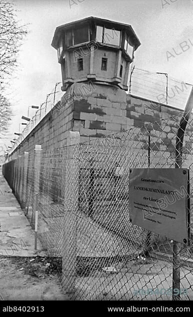 Germany, Berlin, 22. 03. 1991, Stasi prison in Hohenschönhausen, pre-trial detention centre, Europe.
