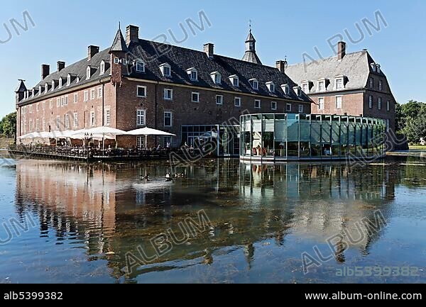 Hotel moated castle Anholt, Isselburg, Westpahlia, NRW, Germany, Europe.