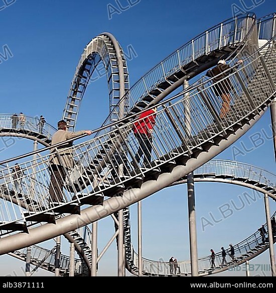 Landmark Tiger & Turtle - Magic Mountain, walk-in sculpture, Anger Park, artists Heike Mutter und Ulrich Genth, Duisburg, North Rhine-Westphalia, Germany, Europe.
