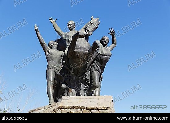 Ataturk Monument by Hueseyin Gezer, 1965, Cumhuriyet Meydani square, Antalya, Türkische Riviera, Antalya Province, Turkey, Asia.