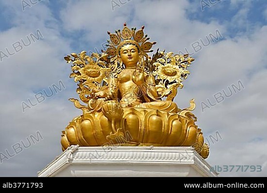 Tibetan Buddhism, new large Buddha statue at the monastery, Rongpo Gonchen Gompa, Tongren, Repkong, Qinghai, formerly Amdo, Tibet, China, Asia.