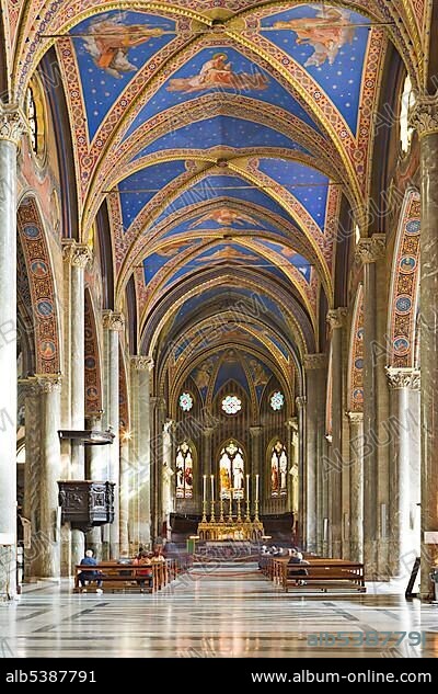 Interior view of Santa Maria sopra Minerva Church (Gothic church), Rome, Italy, Europe.