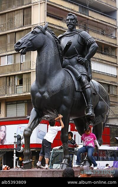 Equestrian statue of conquistador Pedro de Valdivia, Plaza de Armas, Santiago de Chile, Chile, South America.