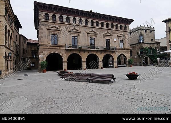 Placa Mayor, Poble Espanyol, Spanish village, open air museum, Montjuic, Barcelona, Catalonia, Spain, Europe.