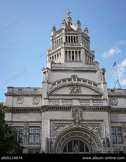 Exterior view of the Victoria and Albert Museum in London. - Album  alb9210074