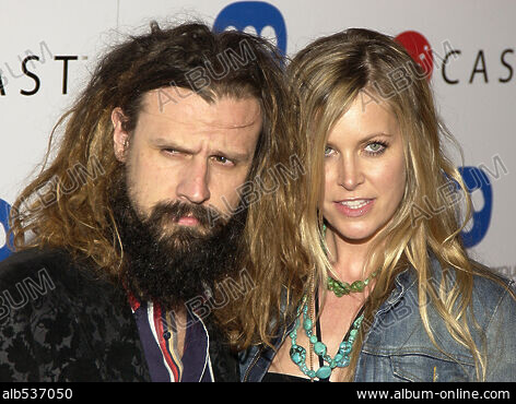 MOON, SHERI - Stock Photos, illustrations, video and images - Album, image size:472x370