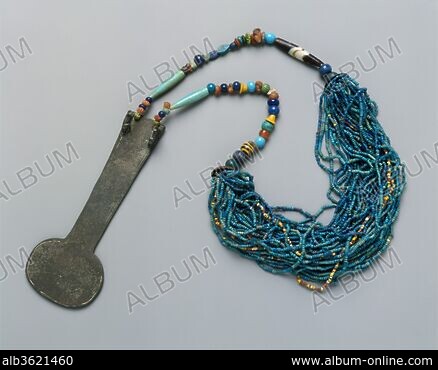 Necklace consists hi-res stock photography and images - Alamy