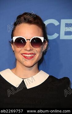 Renee Felice Smith Images Photos And Pictures Renee Felice Smith At