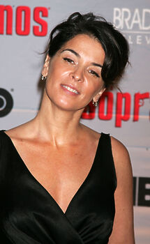 Annabelle Sciorra