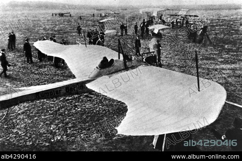 'Rumpler Taube' version of the Austrian military monoplane 'Etrich Taube'.. 1912.