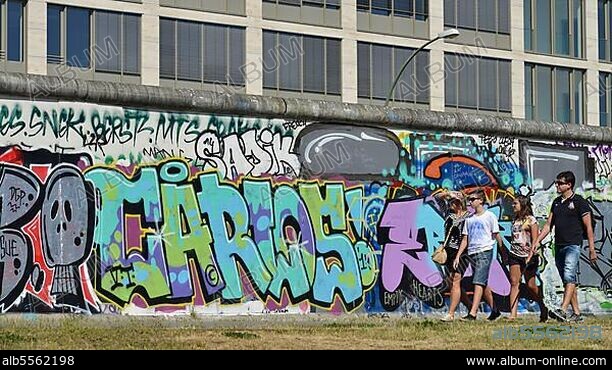 Backside, East Side Gallery, Mühlenstraße, Friedrichshain, Berlin, Germany, Europe.
