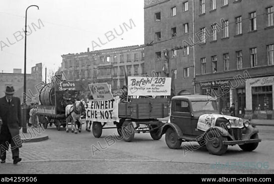 Demonstration for land reform, 1946, Johannisplatz, Leipzig, Saxony, GDR, Germany, Europe.