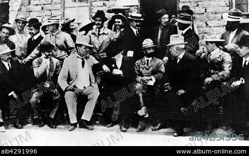 The heads of the early revolution : Francisco I. Madero, Venustiano Carranza, Pascual Orozco and Roque Gonzalez Garza, with other companions. Mexico, early 20th century.