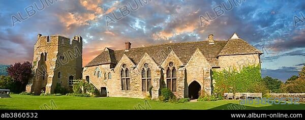The south tower and great hall of the manor house, Stokesay Castle, Shropshire, England, United Kingdom, Europe.
