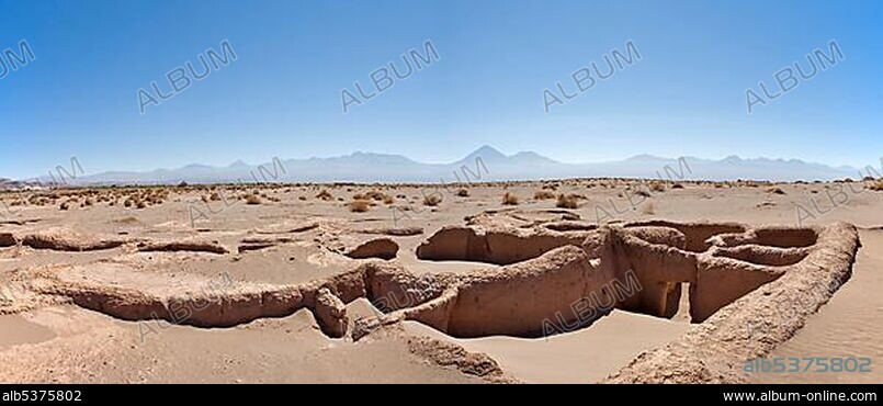 Ruins of Tulor, an ancient AtacameÃ±os village, San Pedro de Atacama, RegiÃ³n de Antofagasta, Chile, South America.