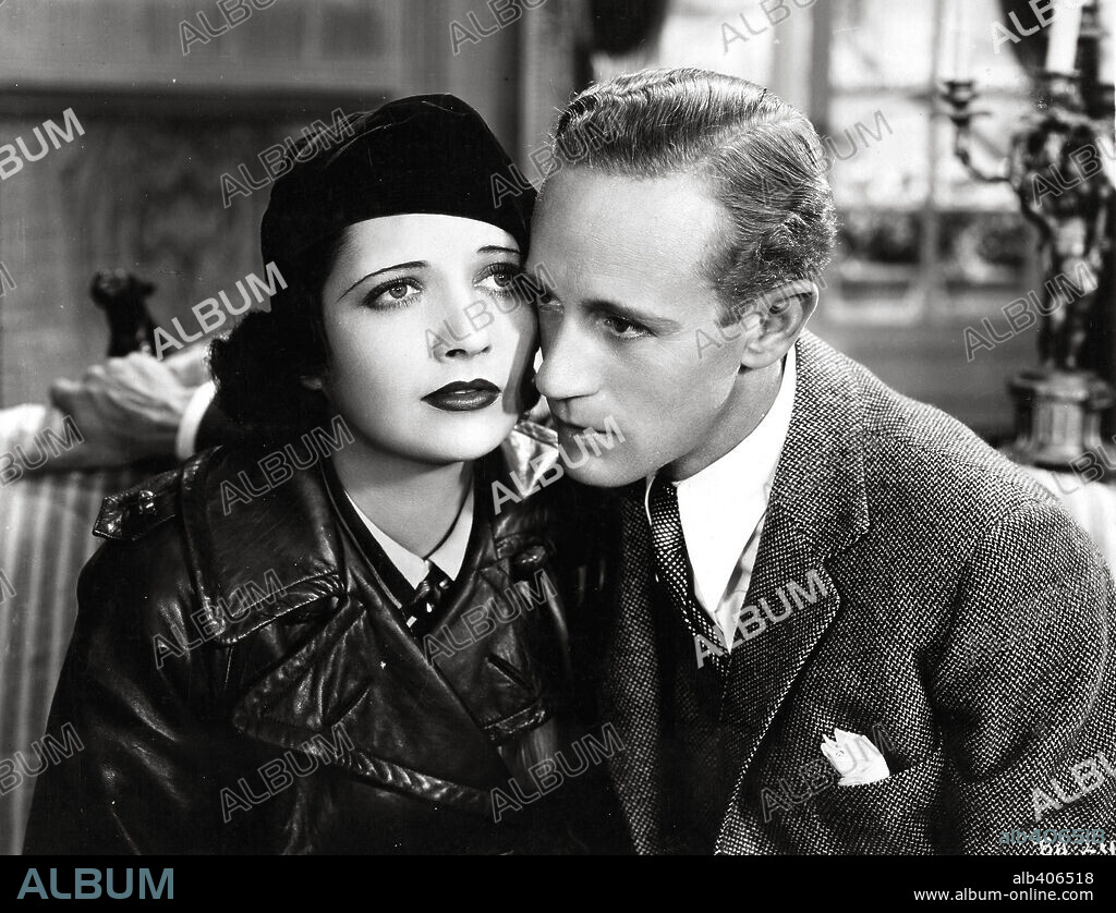 KAY FRANCIS and LESLIE HOWARD in BRITISH AGENT, 1934, directed by MICHAEL CURTIZ. Copyright WARNER BROTHERS.