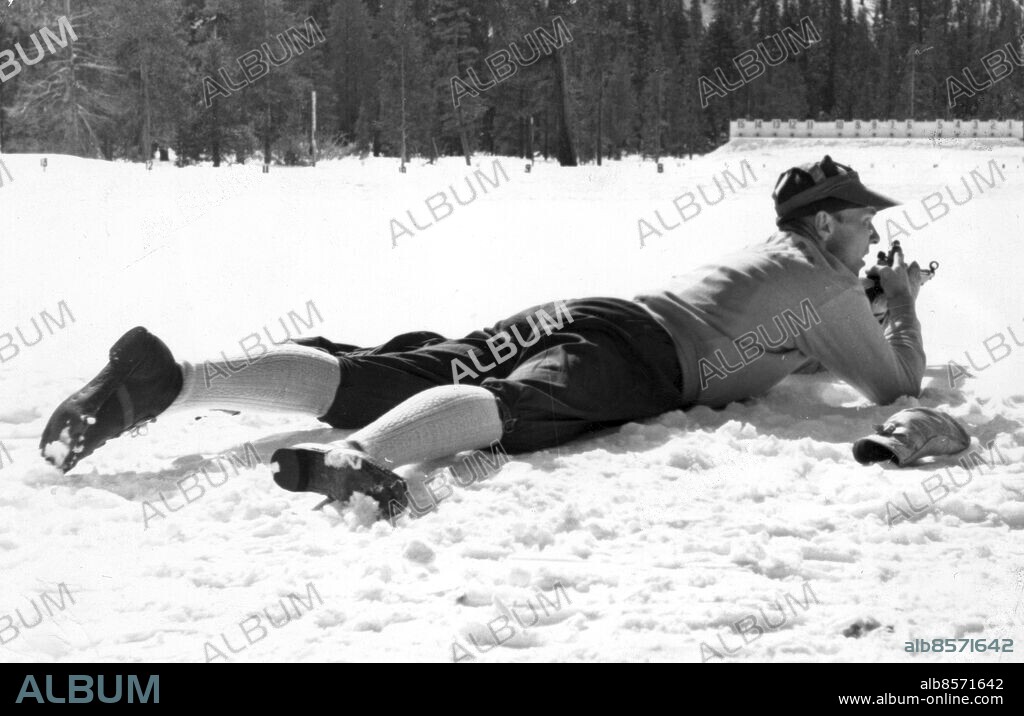 ARKIV . Klas Lestander tog guld i skidskytte i vinter-OS i Squaw Valley, USA, 1960. Foto: TT Kod: 190 . COPYRIGHT SCANPIX SWEDEN.