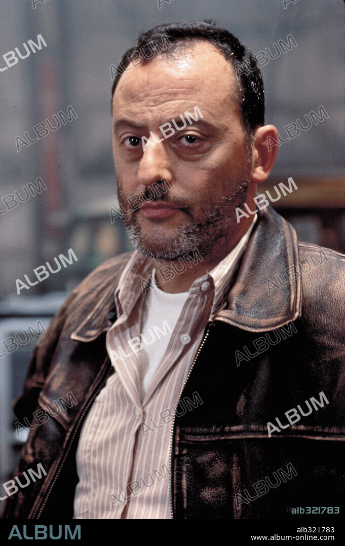 JEAN RENO in GODZILLA, 1998, directed by ROLAND EMMERICH. Copyright TRI STAR PICTURES / BARIUS, CLAUDETTE.