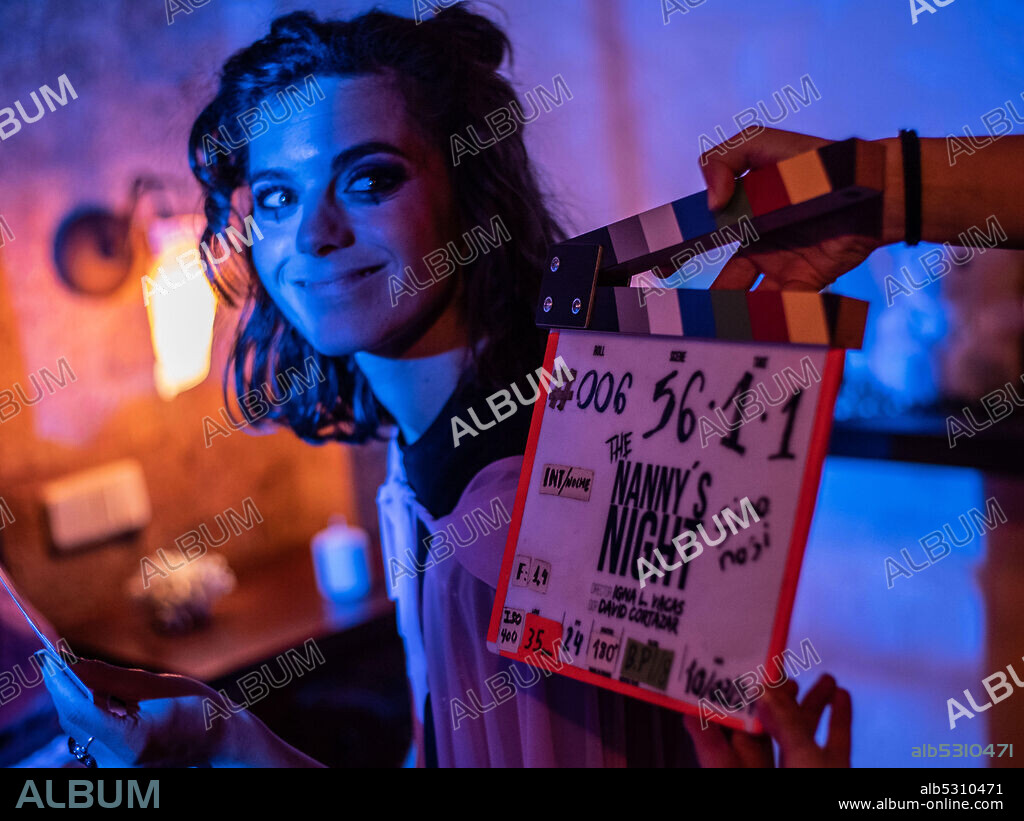 DIANA PEÑALVER en THE NANNY'S NIGHT, 2021, dirigida por IGNACIO LOPEZ. Copyright Panic in Frames.