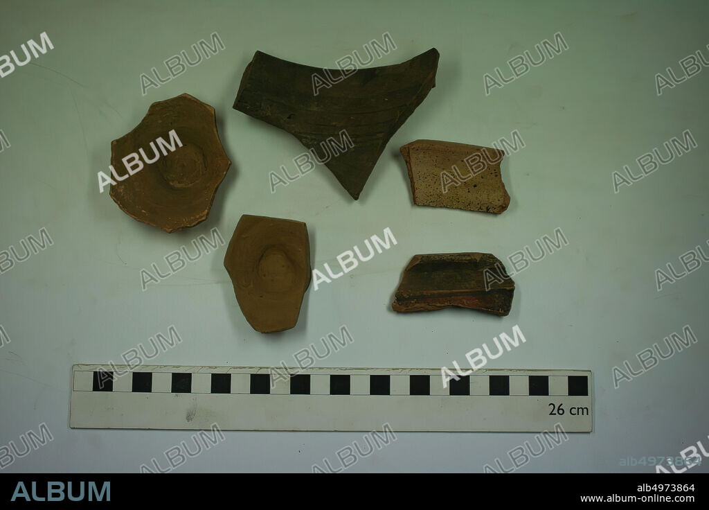 Egypt, shard, pot, pottery, No. 1, 9.2 x 6.3 cm, Ø = 16, No. 2, 7.1 x 2.0 cm, Ø, base, 3.5, No. 3, 5.9 x 1.8 cm, Ø, base, =, 3 cm, No. 4, 5.2 x 3.2 cm, Ø = 11 cm, No. 5, 5.9 x 3.0 cm, Ø = 15, No. 6, 4.4 x 4.4 cm, Ø = 12.5 cm, No. 7, 6.5 x 3.6 cm, Ø, = 17 cm, Nr 8, 7.6 x 7.9 cm, Ø = 21, Nr 9, 9.7 x 6.0, Meroitic Period, 2nd-4th century AD, Egypt.
