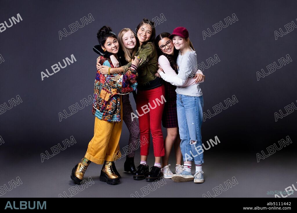 Malia Baker, Momona Tamada, Shay Rudolph und Sophie Grace in DER BABYSITTER-CLUB, 2020 (THE BABY-SITTERS CLUB). Copyright Light Iron/ Sevier Clearances/ Sim.