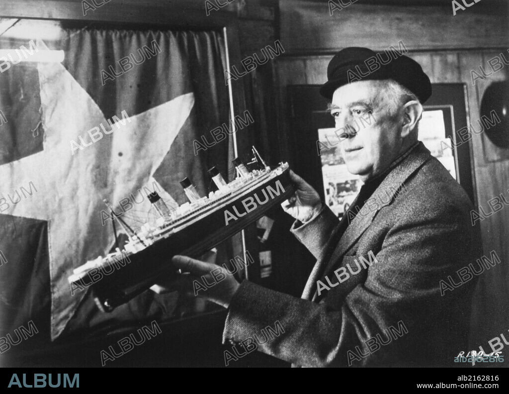 ALEC GUINNESS in RAISE THE TITANIC, 1980, directed by JERRY JAMESON. Copyright ASSOCIATED FILM DISTRIBUTION.
