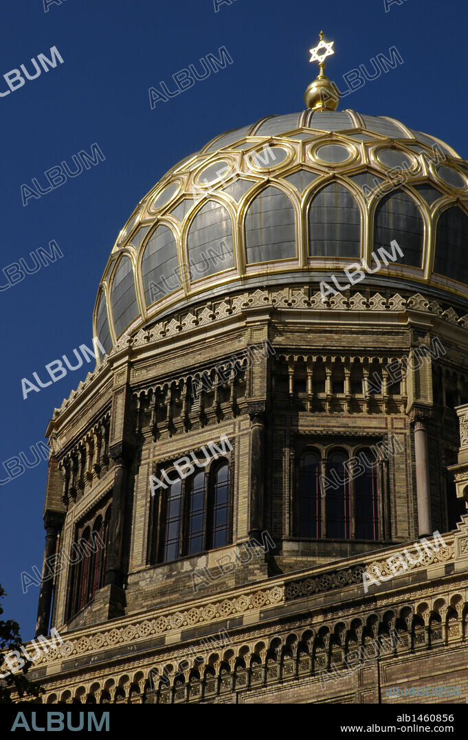Germany. Berlin. New Synagogue (Neue Synagoge). Built in 1859-66 by German architects Eduard Knoblauch (1801-1865) and, after his death by Friedrich August Stuler (1800-1865). It was destroyed by the Nazis during the World War II and reconstructed between 1988-1991 by Bernhard Leisering(1951-2012). Dome with gilded ribs and crowned byt the Star of David.