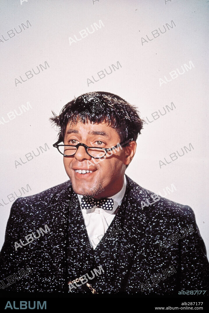 JERRY LEWIS in THE FAMILY JEWELS, 1965, directed by JERRY LEWIS. Copyright PARAMOUNT PICTURES.