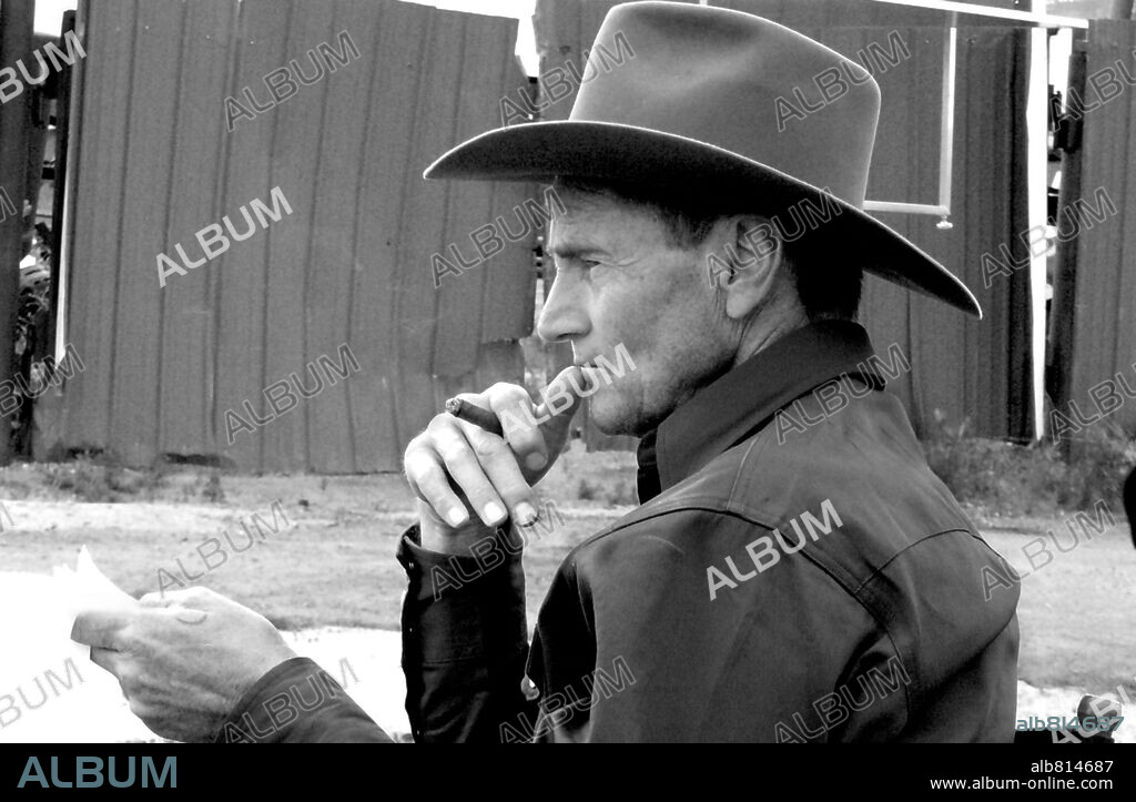 SAM SHEPARD in DON'T COME KNOCKING, 2005, unter der Regie von WIM WENDERS. Copyright EUROARTS MEDIEN AG/FILMFÖRDERUNG HAMBURG/HAN WAY FILMS/MEDIE.