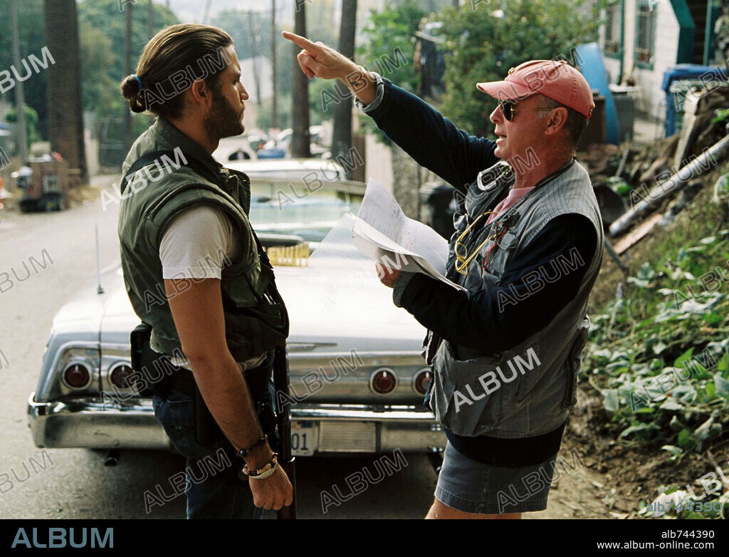 EDGAR RAMIREZ, KEIRA KNIGHTLEY und TONY SCOTT in DOMINO, 2005, unter der Regie von TONY SCOTT. Copyright NEW LINE CINEMA / SCARAMUZZA, DANIELLE.