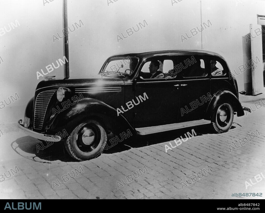 Volvo PV 801-802 tillverkades under åren 1938-47. Foto: Sydsvenskan / IBL Bildbyrå *** Local Caption *** Volvo PV 801-802, 1938-47.