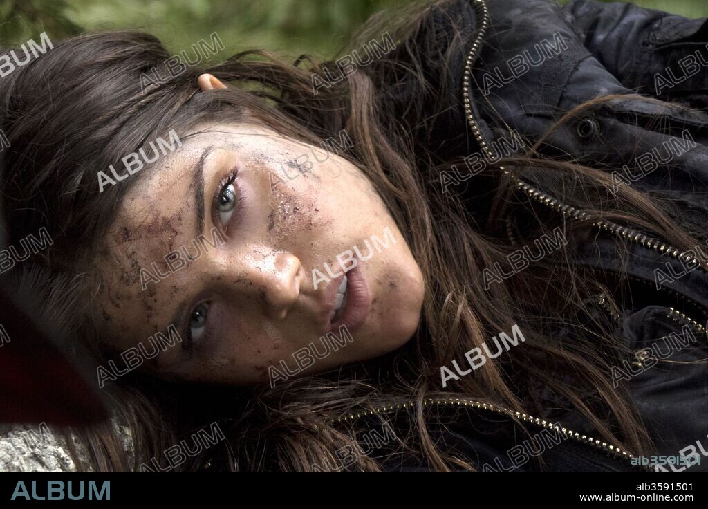 MARIE AVGEROPOULOS dans THE 100, 2014, réalisé par JASON ROTHENBERG. Copyright BONANZA PRODUCTIONS.