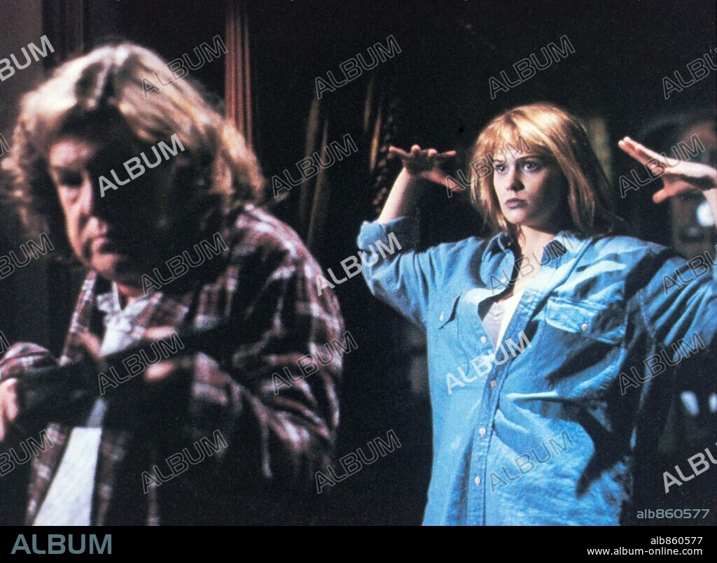 AMIGA MORTAL, 1986 (DEADLY FRIEND), dirigida por WES CRAVEN. Copyright WARNER BROTHERS.