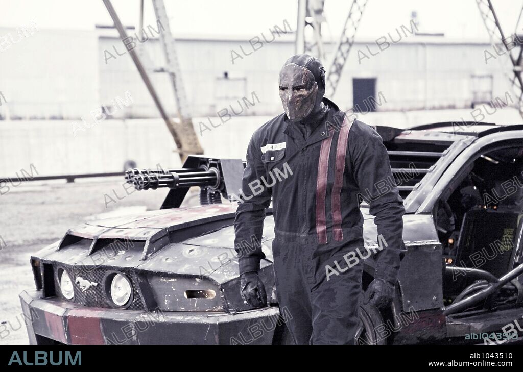 JASON STATHAM en DEATH RACE: LA CARRERA DE LA MUERTE, 2008 (DEATH RACE), dirigida por PAUL W. S. ANDERSON. Copyright IMPACT PICTURES / SEIDA, TAKASHI.