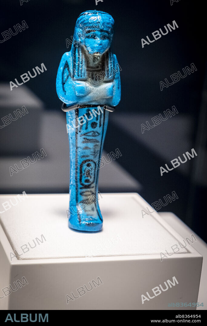 Ushabti of Pindjem I, faience, Dynasty XXI, 1069-1032 BC, tomb DB 320, Dehir el-Bahari, Thebes, Egypt, collection of the British Museum.