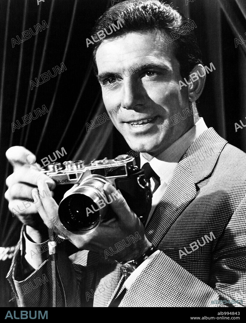 ANTHONY FRANCIOSA in THE SWINGER, 1966, directed by GEORGE SIDNEY. Copyright PARAMOUNT PICTURES.