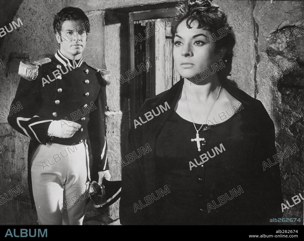 LOLA FLORES en VENTA DE VARGAS, 1959, dirigida por ENRIQUE CAHEN SALABERRY.