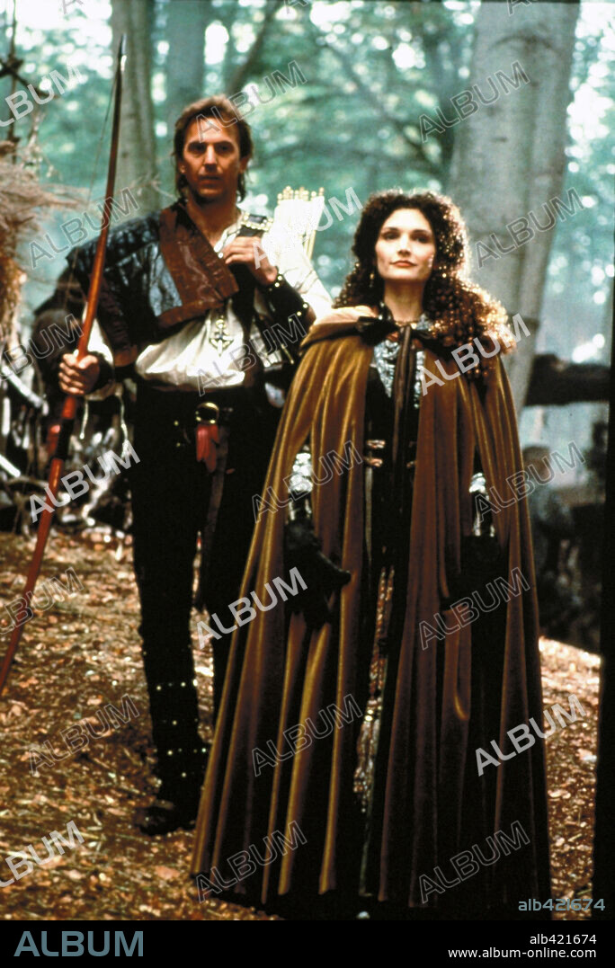 KEVIN COSTNER und MARY ELIZABETH MASTRANTONIO in ROBIN HOOD: PRINCE OF THIEVES, 1991, unter der Regie von KEVIN REYNOLDS. Copyright WARNER BROTHERS.