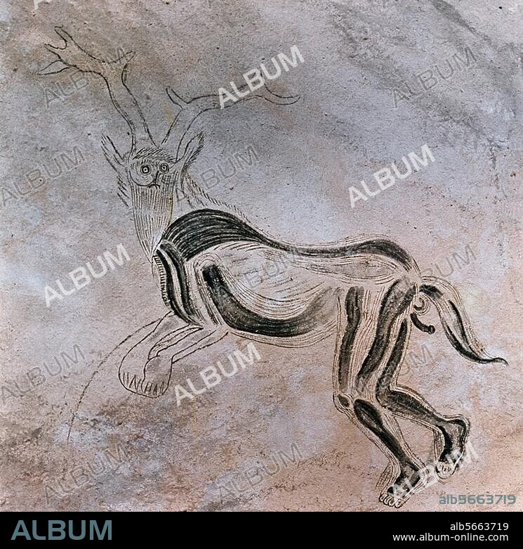 Préhistoire / Gravures rupestres. Chamane. Paléolithique, magdalénien v. 15000-10000 av. J.-C. Grottes des Trois-Frères près de Montesquieu-Avantes (Ariège).