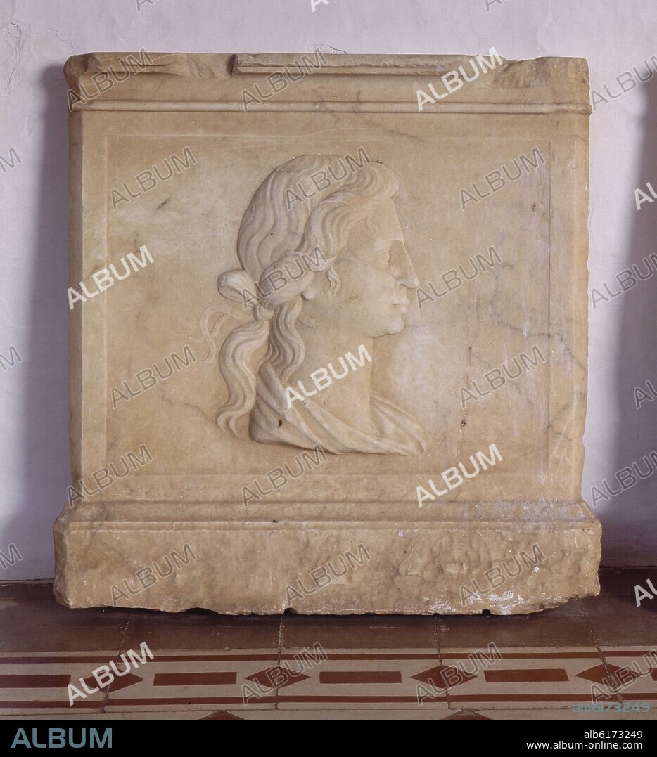 FRANCISCO CAMILANI (SIGLO XVI). RELIEVE EN MARMOL DE UN ROSTRO FEMENINO - SIGLO XVI - RENACIMIENTO ITALIANO.