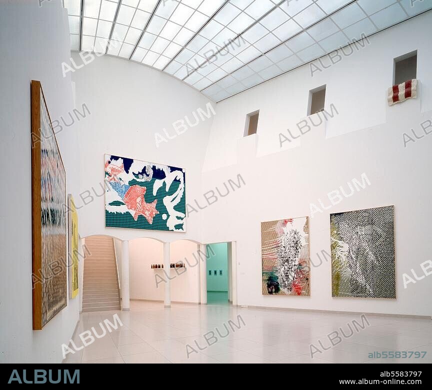 Frankfurt / Main, Museum für Moderne Kunst / innen © L. Hammel / A. van der Voort Format / Filmsize: 9 × 12 cm/4 × 5''.