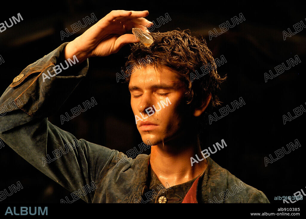 BEN WHISHAW en PERFUME: EL PERFUME: HISTORIA DE UN ASESINO, 2006 (PERFUME: THE STORY OF A MURDERER), dirigida por TOM TYKWER. Copyright DREAMWORKS / OLCZYK, JURGEN.
